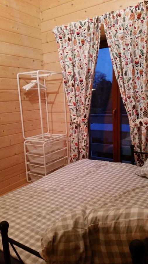 Au Chalet Bed & Breakfast Maubray Luaran gambar